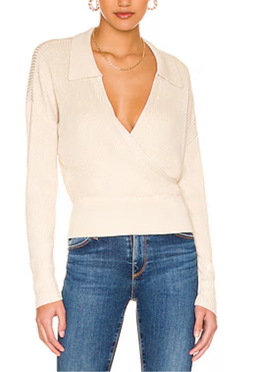 L'AGENCE Sweaters - L'AGENCE Gold V-Neck Sweater Long Sleeve Knit Nari Crossover Pullover medium